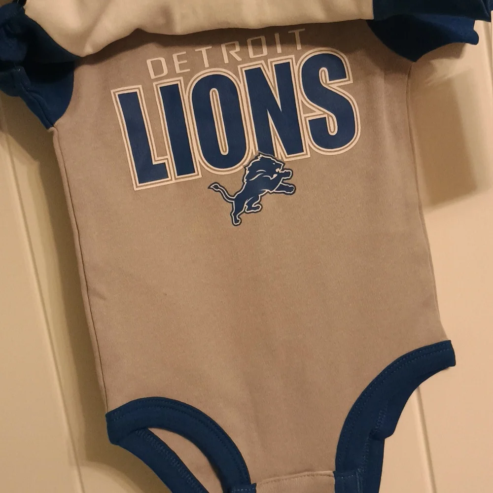 NWT 3-6 Month Detroit Lions Baby Bodysuit 3 Piece Set